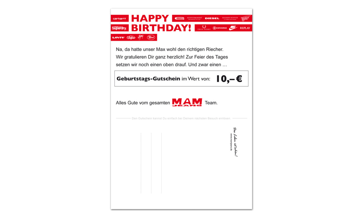 Rückseite einer Geburtstagskarte von MAM Jeans mit der Überschrift „Happy Birthday!“, Geburtstagsgutschein im Wert von 10 Euro und Anschriftenfeld.