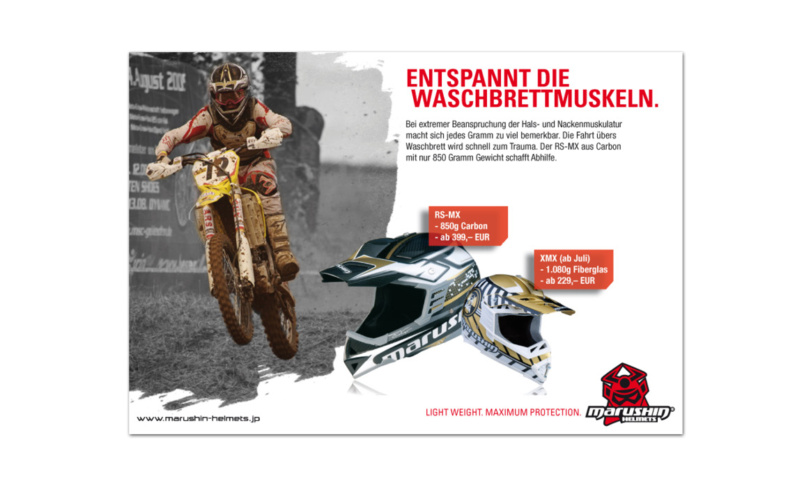 Werbeanzeige von Marushin Helmets mit Motocross-Fahrer, Motorradhelm und der Überschrift „Entspannt die Waschbrettmuskeln.“