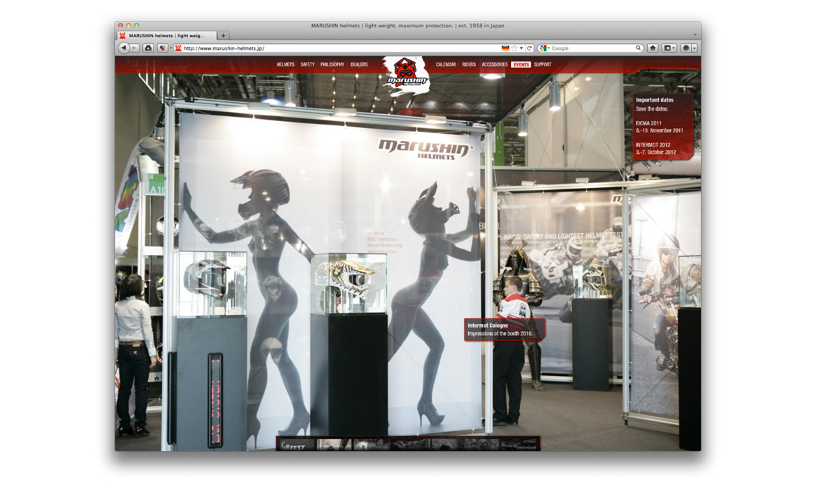 Screenshot der Website von Marushin Helmets mit einem Messestand und Präsentationsflächen für Motorradhelme.